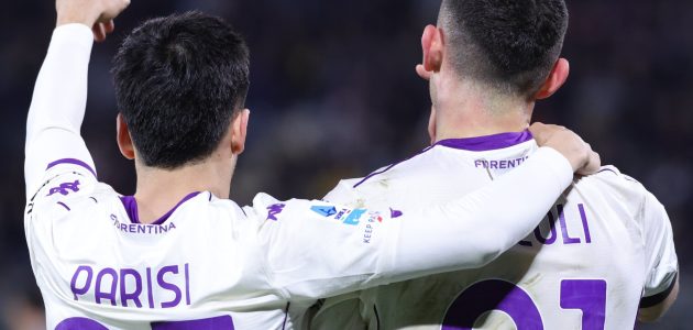 فيورنتينا يكتسح كريمونيسي برباعية ويعود لطريق الانتصارات في الدوري الإيطالي